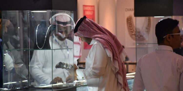 4.5 % تراجع في استثمار قطر بالذهب فى ديسمبر 2021 88 4.5 % تراجع في استثمار قطر بالذهب فى ديسمبر 2021