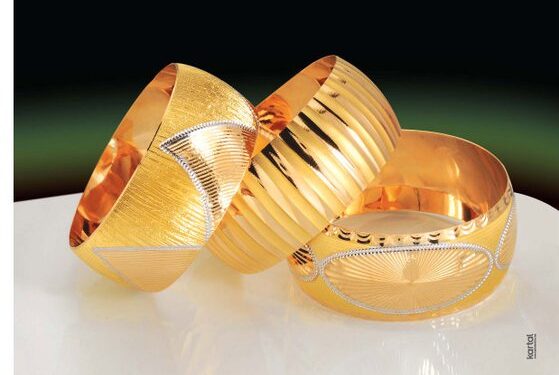 انخفاض أسعار الذهب بنحو 4 % والفضة بنحو 12 % فى 2021 88 انخفاض أسعار الذهب بنحو 4 % والفضة بنحو 12 % فى 2021