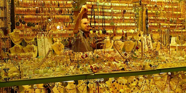 ارتفاع أسعار الذهب وعيار 21 يسجل 796 جنيهًا
