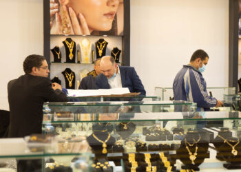 أسعار الذهب تشتعل وعيار 21 يسجل 864 جنيهًا