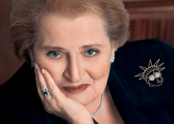 ” دبابيس” مادلين اولبرايت السياسية