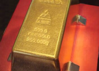أكبر سبيكة ذهب في العالم تسجل سعرا قياسيا جديدا
