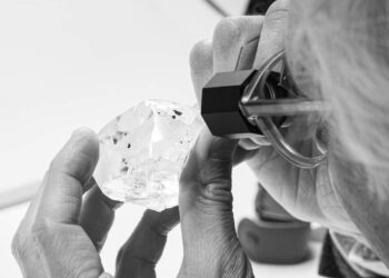 « Van Cleef & Arpels » تكشف مصير خامس اكبر ماسة في العالم