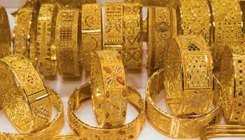 “أي صاغة” : استقرار أسعار الذهب مع ترقب الأسواق لمصير الفائدة عالمياً ومحلياً