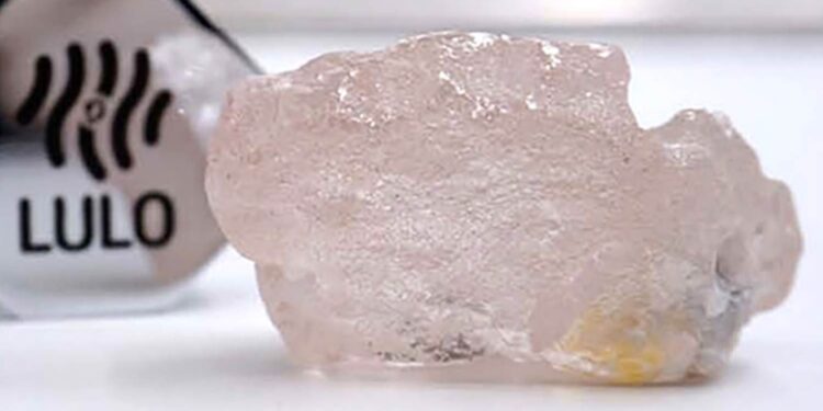 أنجولا تطرح مناقصة دولية لاكتشافات الماس الاستثنائية 88 أنجولا تطرح مناقصة دولية لاكتشافات الماس الاستثنائية