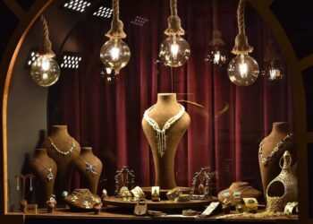 التقرير الأسبوعي ل «أي صاغة »: 125 جنيهاً ارتفاعاً في أسعار الذهب خلال أسبوع