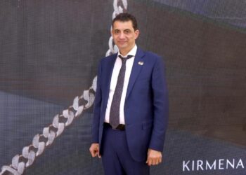 «شعبة الذهب » تضع ورقة عمل لتحديات القطاع وتطالب بإلغاء رسوم التثمين خلال المؤتمر الإقتصادي