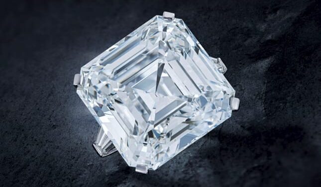 توقعات ببيع خاتم «جراف» بقيمة 5 ملايين دولار 88 توقعات ببيع خاتم «جراف» بقيمة 5 ملايين دولار