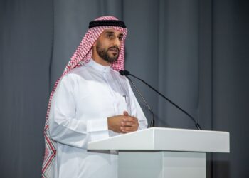 منتدى «مصممو المجوهرات» يناقش فرص التعليم والتدريب العالمية المتاحة للمصممين  