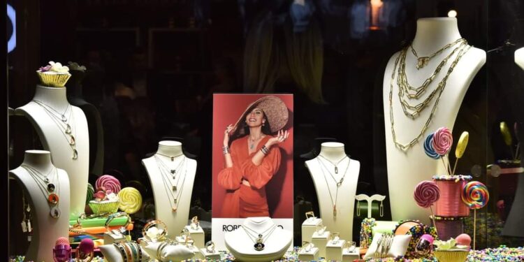 شركة أسترالية تستمر بالتنقيب عن الذهب في السودان رغم الحرب 87 «أي صاغة: ارتفاع طفيف في أسعار الذهب وعيار 21 يسجل 1265 جنيهاً