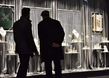 «التقرير الشهري ل أي صاغة » : 90 جنيهاً ارتفاعاً في أسعار الذهب خلال شهر أكتوبر الماضي