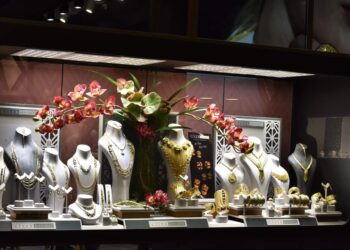 تباطؤ المبيعات مع ترقب المواطنين تراجع أسعار الذهب وعيار 21 يسجل 1475 جنيهاً