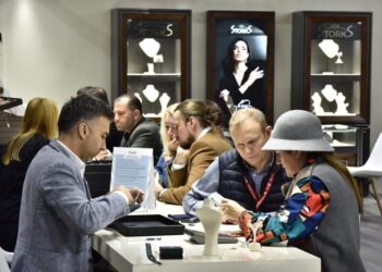 «أي صاغة »: ارتفاع أسعار الذهب وعيار 21 يسجل 1275 جنيهاً