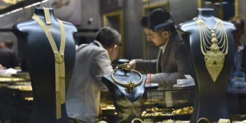 «آي صاغة»: ارتفاع محدود لأسعار الذهب محليًا بالتزامن مع عطلة البورصات العالمية 11 ارتفاع الطلب العالمي علي الذهب بنسبة 18% خلال أول 9 أشهر من 2022