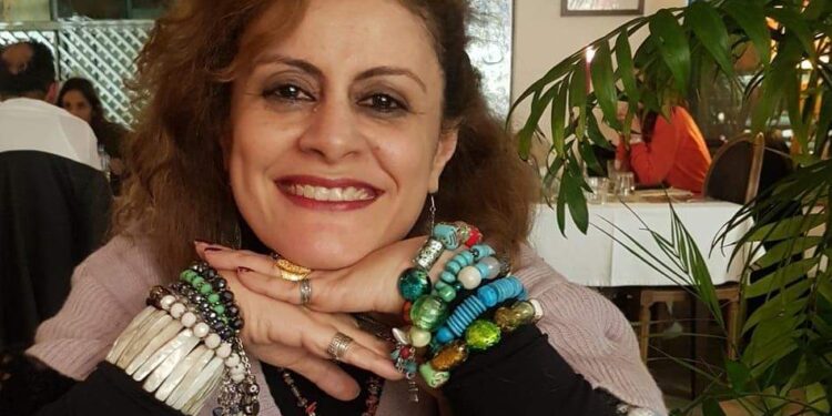 «شذى يحيى» تكتب: «يا دبلة من دهب قوليلي إيه مكتوب» 87 شذى يحيى تكتب: «على دقة رنة خلخالي»