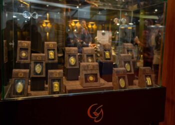 140 جنيهاً تراجعاً في أسعار الذهب الذهب خلال أسبوع 93 140 جنيهاً تراجعاً في أسعار الذهب الذهب خلال أسبوع