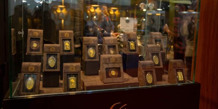 140 جنيهاً تراجعاً في أسعار الذهب الذهب خلال أسبوع 87 140 جنيهاً تراجعاً في أسعار الذهب الذهب خلال أسبوع