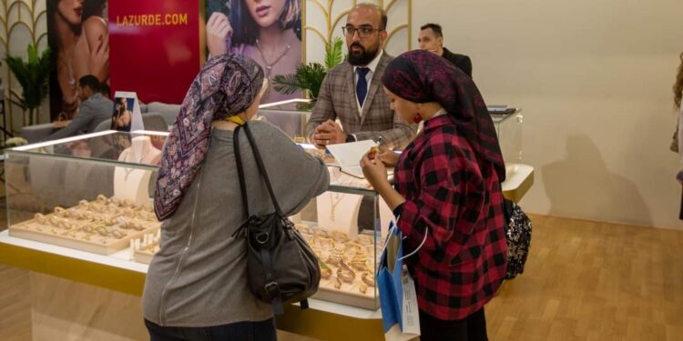 ضبابية المشهد وترقب الأسواق لكلمة رئيس الفيدرالي الأمريكي تدفع الذهب للصعود 87 ضبابية المشهد وترقب الأسواق لكلمة رئيس الفيدرالي الأمريكي تدفع الذهب للصعود