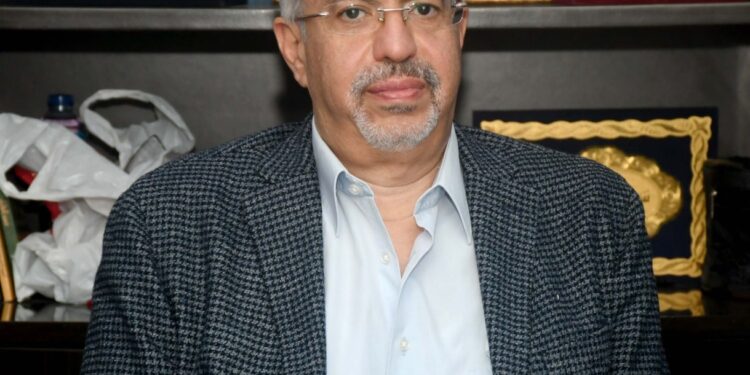 «شعبة الذهب» تعتزم مخاطبة التموين بمقترح منظومة ملزمة لحل مشكلة مرتجع الأحجار