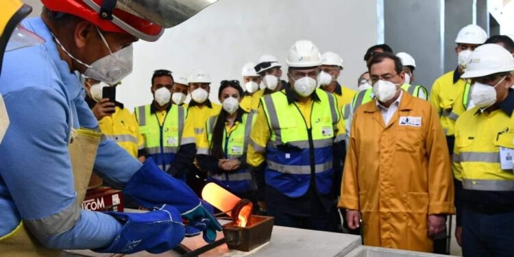 مصر تبدأ تجارب تشغيل الإنتاج التجاري لإنتاج 1.2 مليون أوقية من الذهب بـ “إيقات”