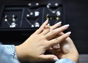 «كيرمينا» تشارك للمرة الثانية في معرض اسطنبول الدولي للمجوهرات