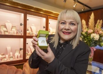 مجوهرات “برادلي” تؤكد التزامها بالألماس المستدام