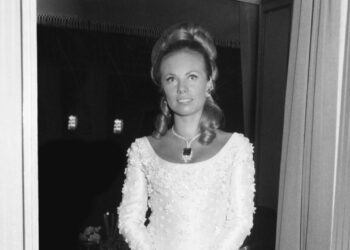 أكبر بيع مجوهرات في التاريخ..”هايدي هورتن” على وشك تحطيم الأرقام القياسية