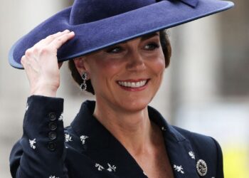 “كيت ميدلتون” تتألق  بأقراط الأميرة ديانا في الكومنولث 2023