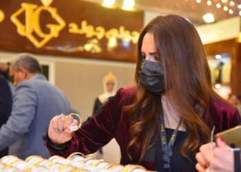 شعبة الذهب: السعر العادل للذهب يقل 35% عن المعلن بالأسواق