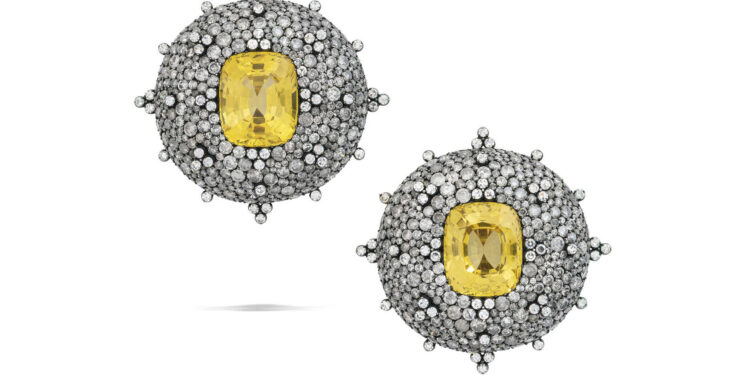 مزاد “كريستيز” يطرح 25 قطعة من مجوهرات “جويل أرثر” في مايو المقبل