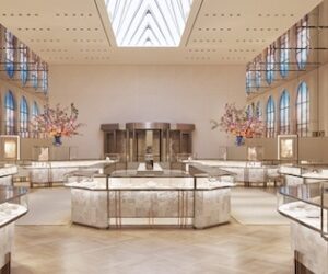 اليوم ..”تيفاني” تعيد افتتاح متجرها في نيويورك بتكلفة بلغت 250 مليون دولار