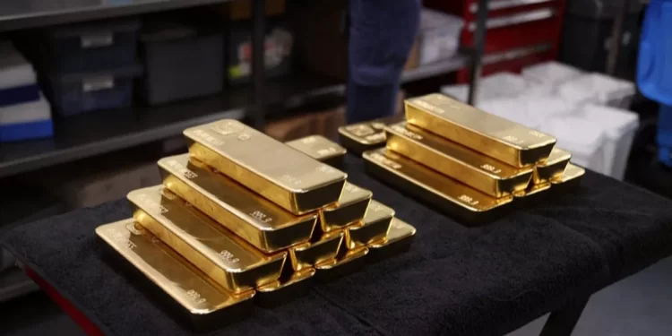 التموين: السبائك والجنيهات الذهب المستوردة معفاة من ضريبة القيمة المضافة 87 التموين: السبائك والجنيهات الذهب المستوردة معفاة من ضريبة القيمة المضافة