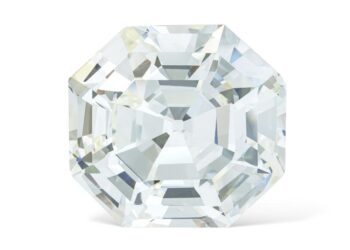 ماسة “نجمة مصر” اختفت بعد تنازل الملك فاروق عن العرش.. تحقق 3 ملايين دولار في مزاد كريستيز