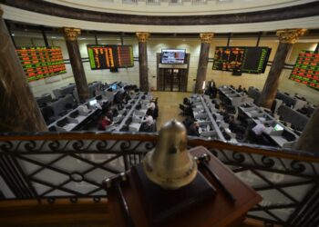 البورصة المصرية تعلن أسعار الذهب عبر شاشتها خلال أسبوعين