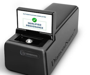 جهاز “سبيس كود” يحل أزمة الماس الروسي