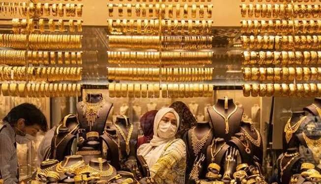 «ذهب مصر»: ارتفاع طفيف في أسعار الذهب بالبورصة العالمية بعد تصريحات «بوتين» 88 “ذهب مصر”: 75 جنيهًا ارتفاعًا في أسعار الذهب في ختام تعاملات الجمعة