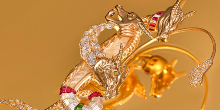 تصميمات "بافان أناند" العجيبة مستوحاة من الحضارة المصرية القديم 98 تصميمات “بافان أناند” العجيبة مستوحاة من الحضارة المصرية القديم