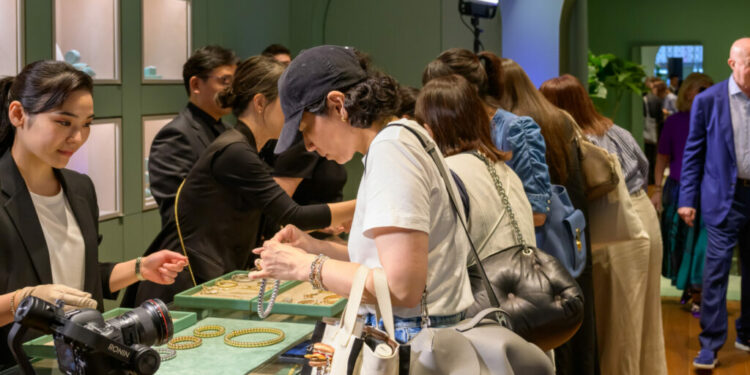 «فوب» الايطالية تعزز خطتها التوسعية وتفتتح أول متجر رئيسي في آسيا