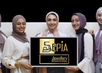 «سيبيا».. رحلة خمس صديقات من مشروع التخرج إلى الطموح للعالمية