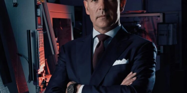 تنحي “نيكولا أندرياتا “الرئيس التنفيذي لشركة الساعات السويسرية” روجر دوبوي”