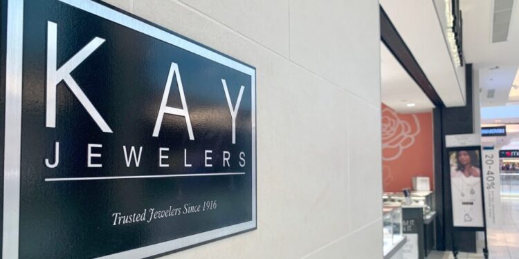 بسبب تباطؤ حفلات الزفاف.. تراجع مبيعات مجوهرات "سيجنت" خلال الربع الأول من 2023 87 بسبب تباطؤ حفلات الزفاف.. تراجع مبيعات مجوهرات “سيجنت” خلال الربع الأول من 2023