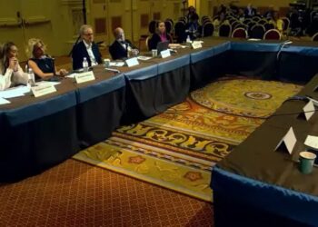 قادة صناعة المجوهرات يناقشون المسؤولية الاجتماعية في مؤتمر “رابابورت”