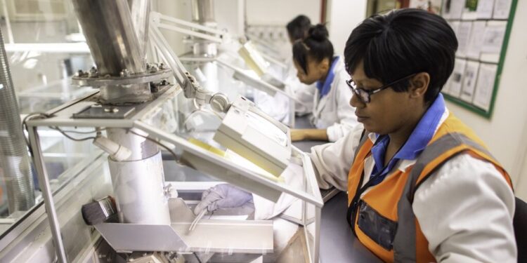 بسبب تباطؤ الأسواق.."بترا دايموندز" تؤجل مناقصة يونيو لأسعار الألماس الخام 88 بسبب تباطؤ الأسواق..”بترا دايموندز” تؤجل مناقصة يونيو لأسعار الألماس الخام