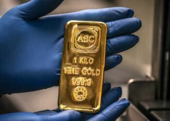 "بيليون إيجيبت": الذهب يواجه معركة وجود مع الدولار