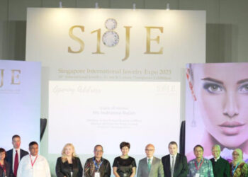 معرض «سنغافورة الدولي للمجوهرات» يؤكد الدور الاستراتيجي لها في الأسواق العالمية