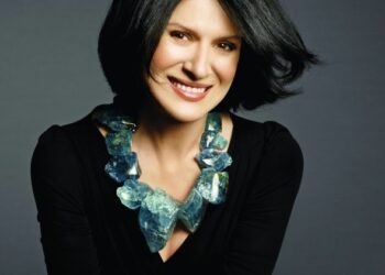 “بالوما بيكاسو” مسيرة من العطاء في تصميم المجوهرات