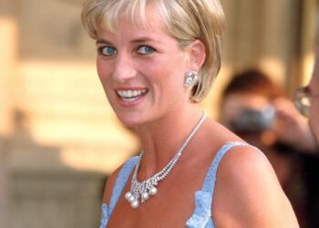 بيع مجوهرات الأميرة ديانا “جناح بحيرة البجع” لمشتري خاص