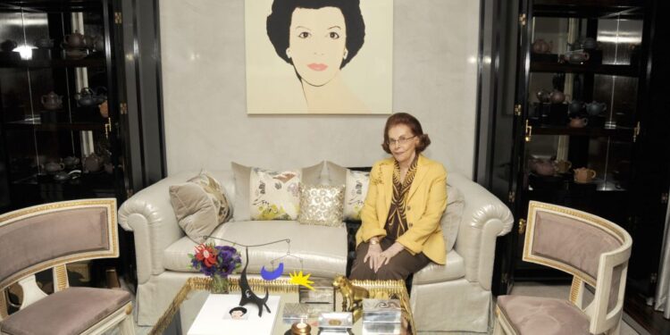 دور المزادات تتنافس على بيع مجموعة « إميلي فيشر لانداو» بقيمة 500 مليون دولار 92 دور المزادات تتنافس على بيع مجموعة « إميلي فيشر لانداو» بقيمة 500 مليون دولار