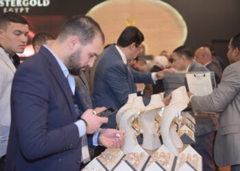« آي صاغة»: مخاوف الركود تدفع سوق الذهب لتثبيت الأسعار