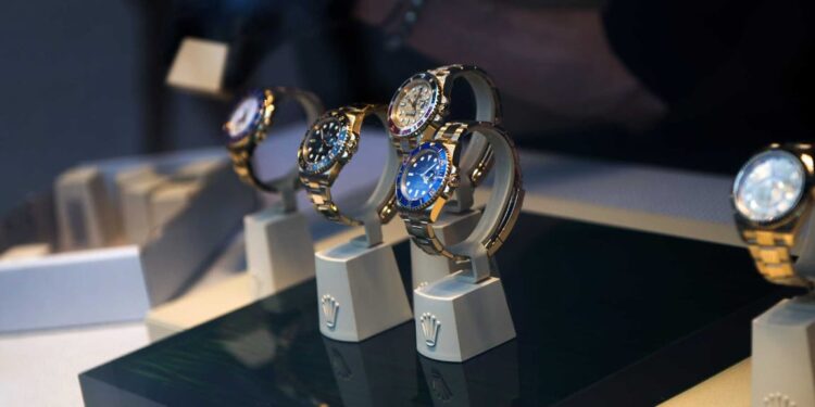 صفقة تهز سوق الساعات السويسرية.. "رولكس" تستحوذ على"بوخرير"   88  صفقة تهز سوق الساعات السويسرية.. “رولكس” تستحوذ على”بوخرير”